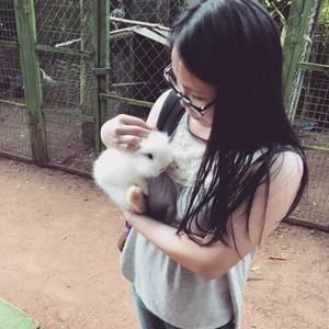 Meet your Posher, Kelly